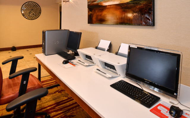 photo 5 of Holiday Inn Express & Suites Cherry by IHG