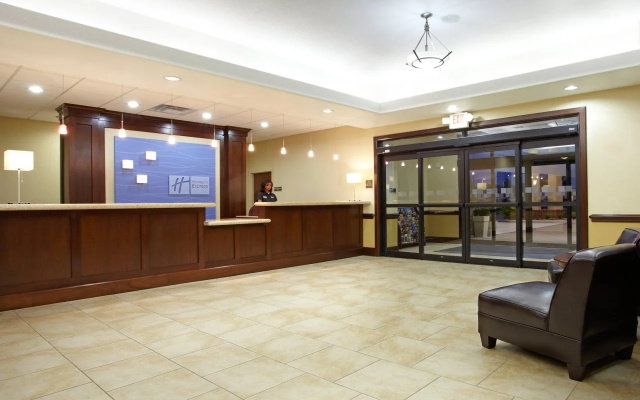 photo 2 of Holiday Inn Express & Suites Deer Park by IHG