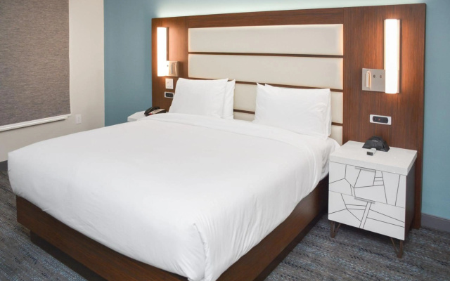 photo 4 of Four Points by Sheraton Fayetteville Fort Bragg