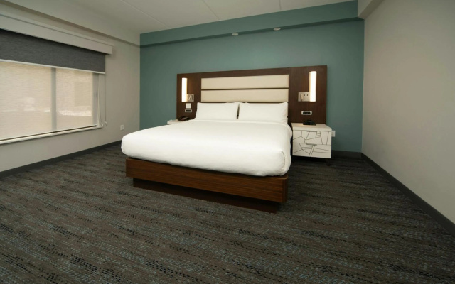 photo 5 of Four Points by Sheraton Fayetteville Fort Bragg