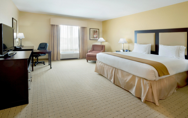 photo 4 of Holiday Inn Express & Suites Georgetown by IHG