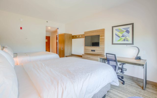 photo 5 of Holiday Inn Express & Suites Gulf Shores by IHG