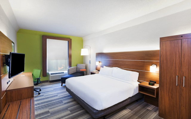 photo 4 of Holiday Inn Express & Suites Houston - Memorial Park Area by IHG