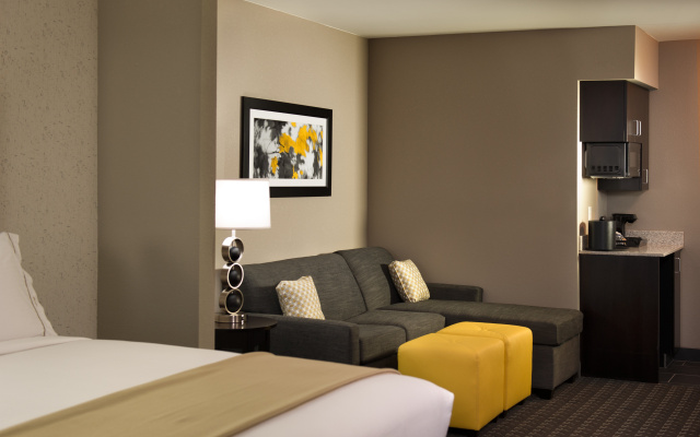 photo 3 of Holiday Inn Express & Suites Madison Central by IHG