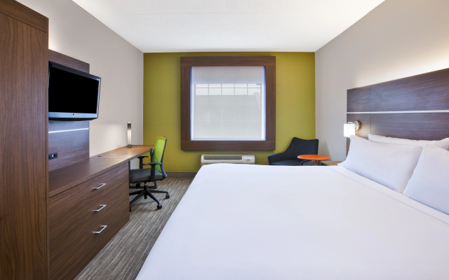 photo 4 of Holiday Inn Express & Suites Manchester by IHG