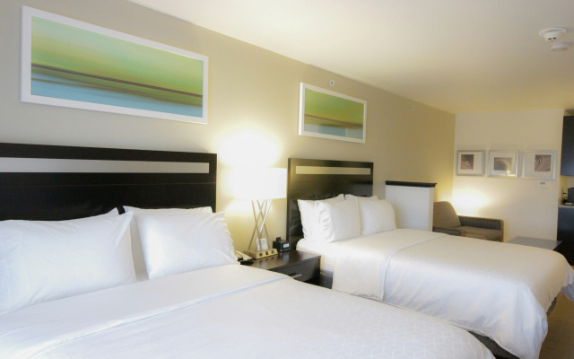photo 5 of Holiday Inn Express & Suites Montgomery by IHG