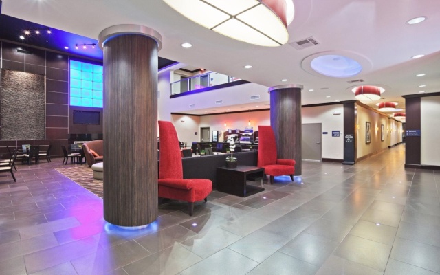 photo 2 of Holiday Inn Express & Suites North Dallas at Preston by IHG