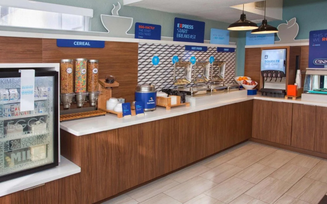 photo 5 of Holiday Inn Express Hotel & Suites Port Charlotte