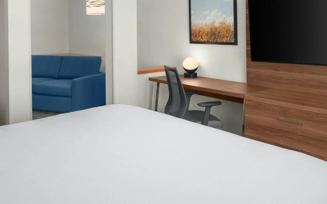 photo 5 of City Express By Marriott Rancho Cucamonga
