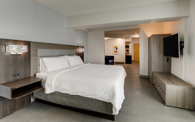 photo 5 of Holiday Inn Express & Suites Richmond by IHG