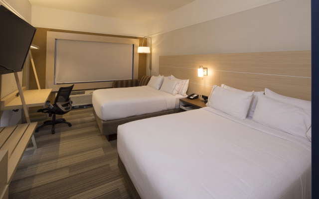 photo 2 of Holiday Inn Express & Suites Rochester Hill - Detroit Area by IHG