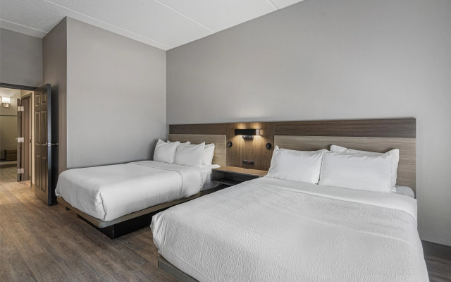 photo 3 of Best Western Plus Savannah Gateway