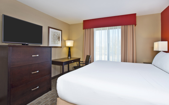 photo 3 of Holiday Inn Express & Suites Springfield - Dayton Area by IHG