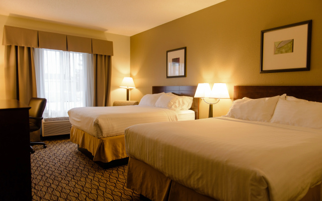 photo 3 of Holiday Inn Express & Suites Superior by IHG