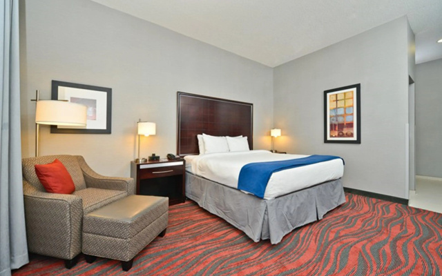 photo 4 of Holiday Inn Express & Suites Utica by IHG