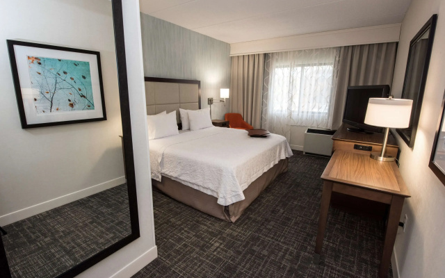 photo 3 of Hampton Inn Albany-Western Ave/University Area