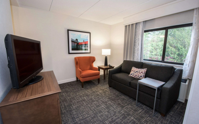 photo 4 of Hampton Inn Albany-Western Ave/University Area