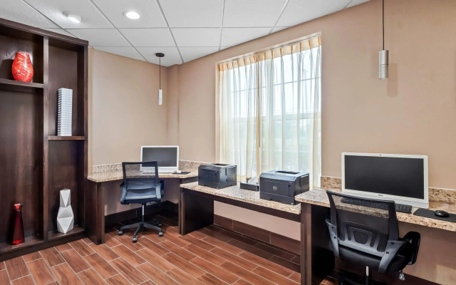 photo 5 of Comfort Inn & Suites