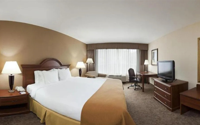 photo 3 of Holiday Inn Express & Suites Brevard
