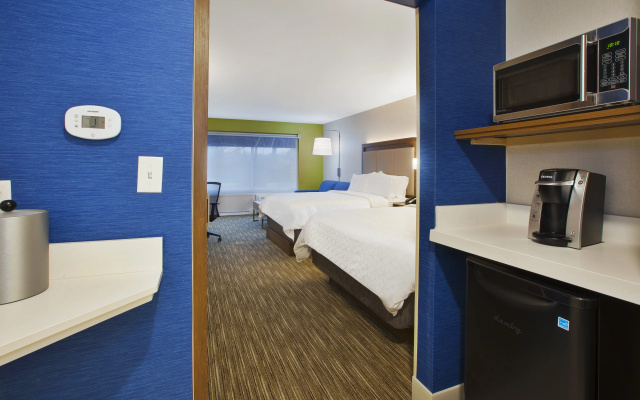 photo 5 of Holiday Inn Express Grand Rapids Airport North by IHG