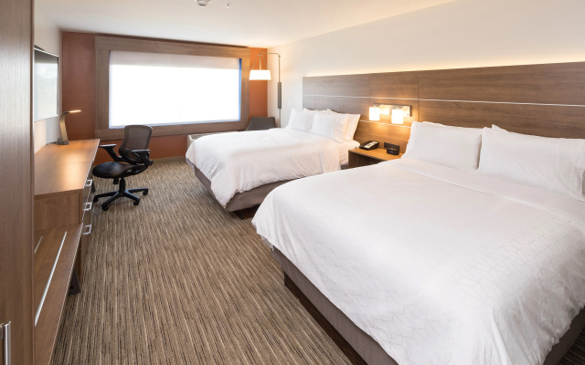 photo 5 of Holiday Inn Express and Suites Kalamazoo West by IHG