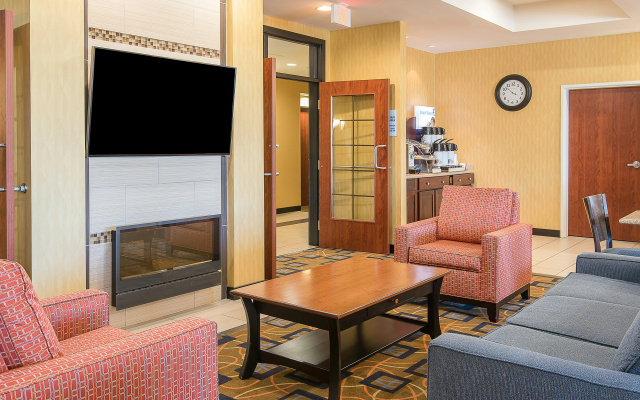 photo 2 of Holiday Inn Express & Suites Lafayette East by IHG