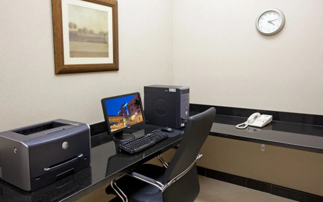 photo 2 of Holiday Inn Express & Suites Los Angeles Airport Hawthorne