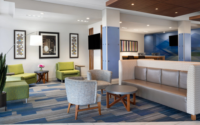 photo 2 of Holiday Inn Express & Suites Madison West - Middleton by IHG