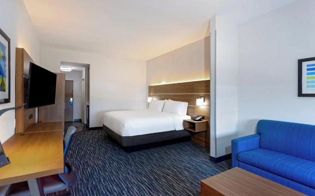 photo 2 of Holiday Inn Express and Suites Miramar by IHG