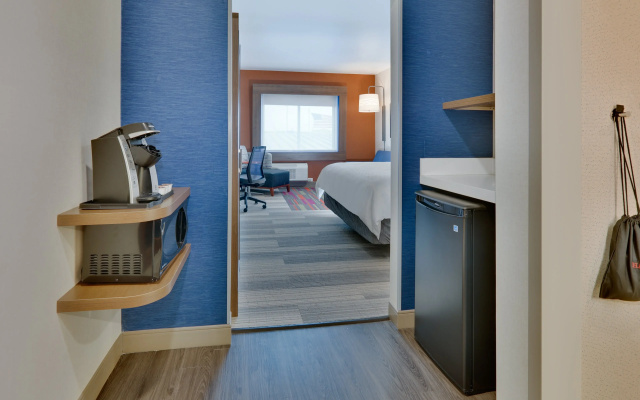 photo 5 of Holiday Inn Express & Suites Plano East - Richardson by IHG