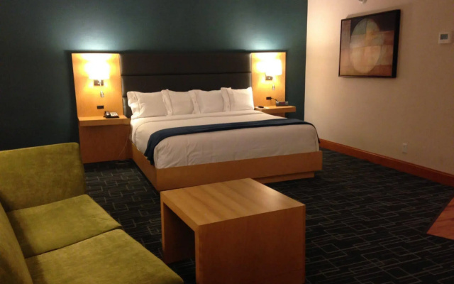 photo 4 of Holiday Inn Express Stamford