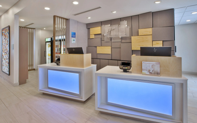 photo 5 of Holiday Inn Express Auburn Hills South