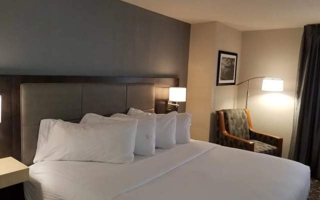 photo 3 of Holiday Inn Express Auburn Touring Drive