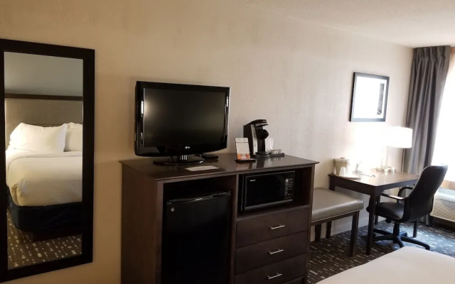 photo 4 of Holiday Inn Express Auburn Touring Drive