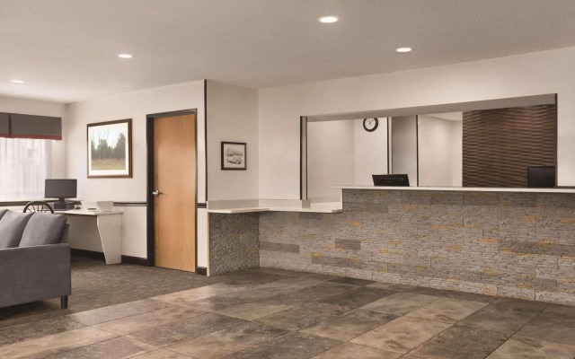 photo 4 of Holiday Inn Express Auburn