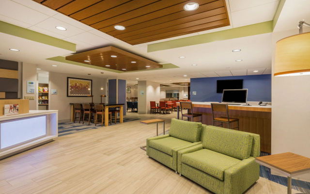 photo 2 of Holiday Inn Express Bloomsburg by IHG