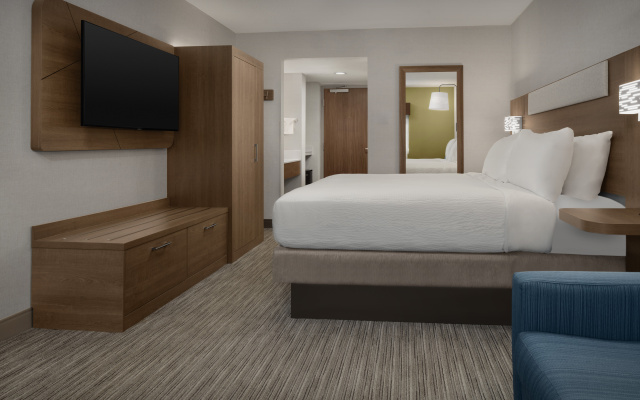 photo 4 of Holiday Inn Express Boston - Saugus by IHG