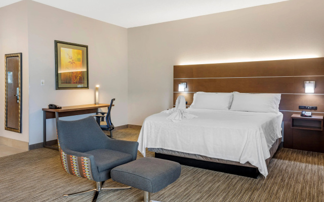 photo 3 of Holiday Inn Express Branson-Green Mountain Drive by IHG