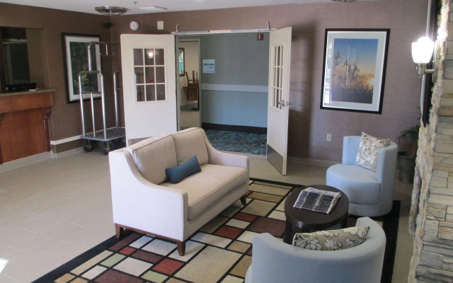 photo 2 of Best Western Brentwood Inn