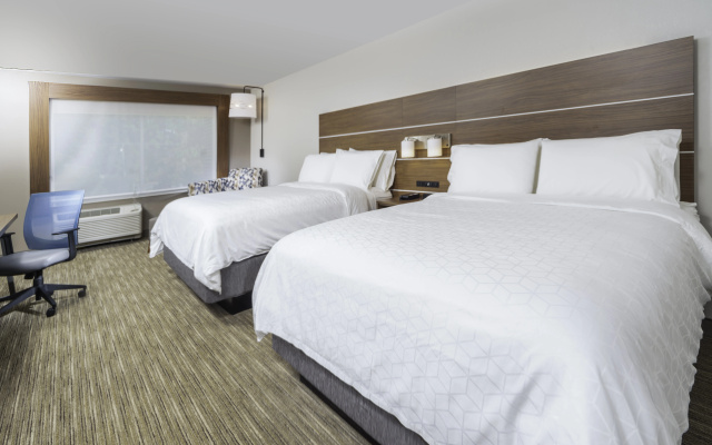 photo 4 of Holiday Inn Express Brevard City Center by IHG