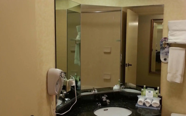 photo 4 of Best Western Plus Carrollton