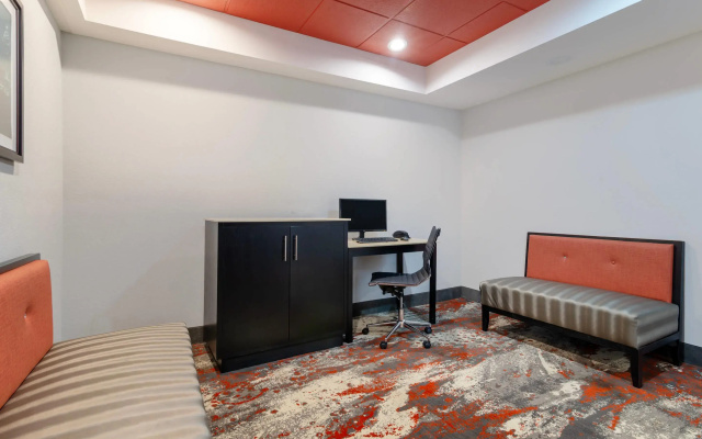 photo 4 of Comfort Inn & Suites Carrollton