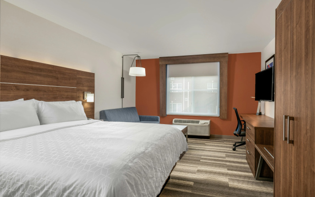 photo 3 of Holiday Inn Express Chapel Hill by IHG
