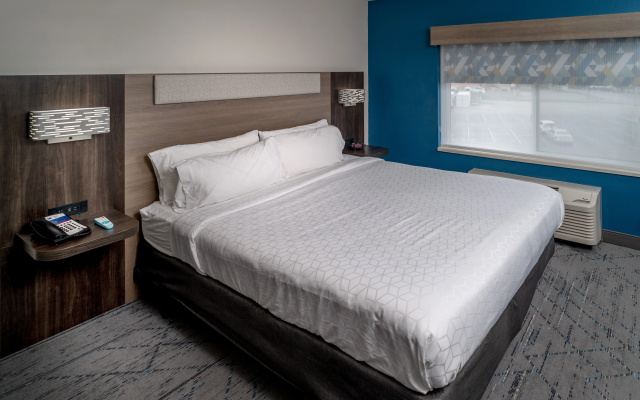 photo 3 of Holiday Inn Express Charleston-Kanawha City by IHG