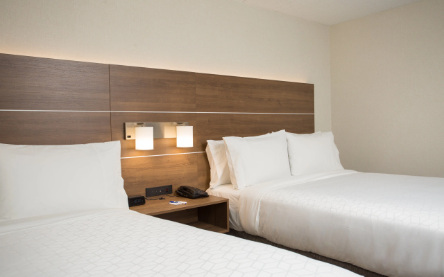 photo 3 of Holiday Inn Express Chelmsford by IHG