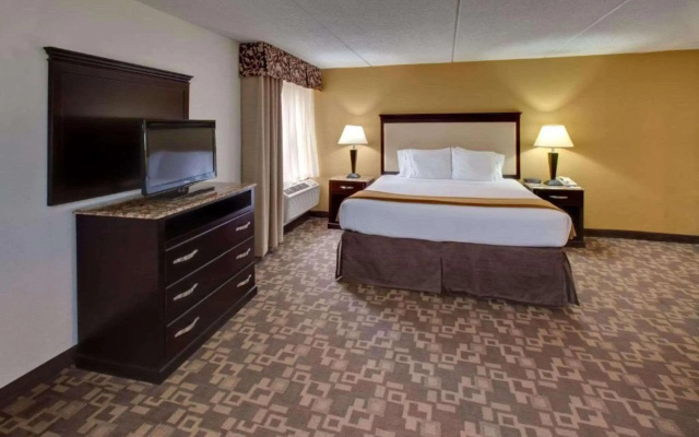 photo 5 of Radisson Hotel Schaumburg