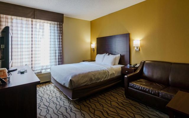 photo 5 of Quality Inn I-75 West Chester-North Cincinnati
