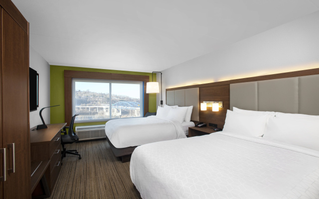 photo 5 of Holiday Inn Express Charleston-Civic Center by IHG