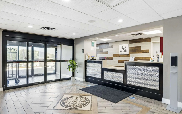 photo 2 of Quality Inn Clarksville - Exit 11