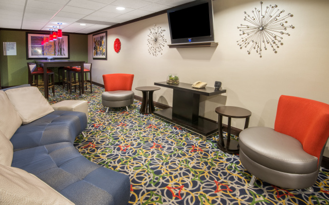 photo 2 of Holiday Inn Express Cleveland Airport - Brookpark by IHG